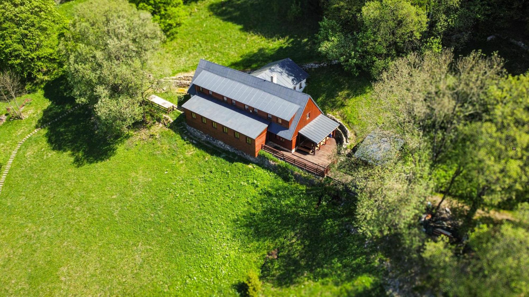 Chalet Roubenka U 2 Pratel *